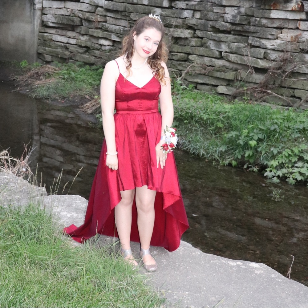 red homecoming dress